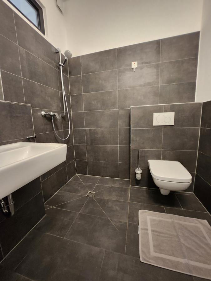 Monteurzimmer In Bielefeld - Mitte Εξωτερικό φωτογραφία